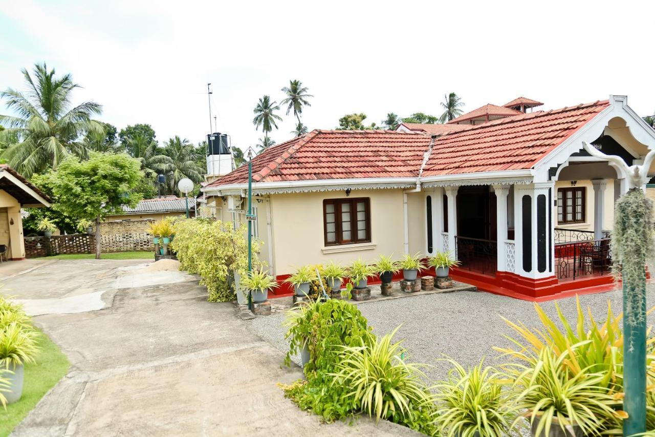 Merlyn Villa Negombo Extérieur photo